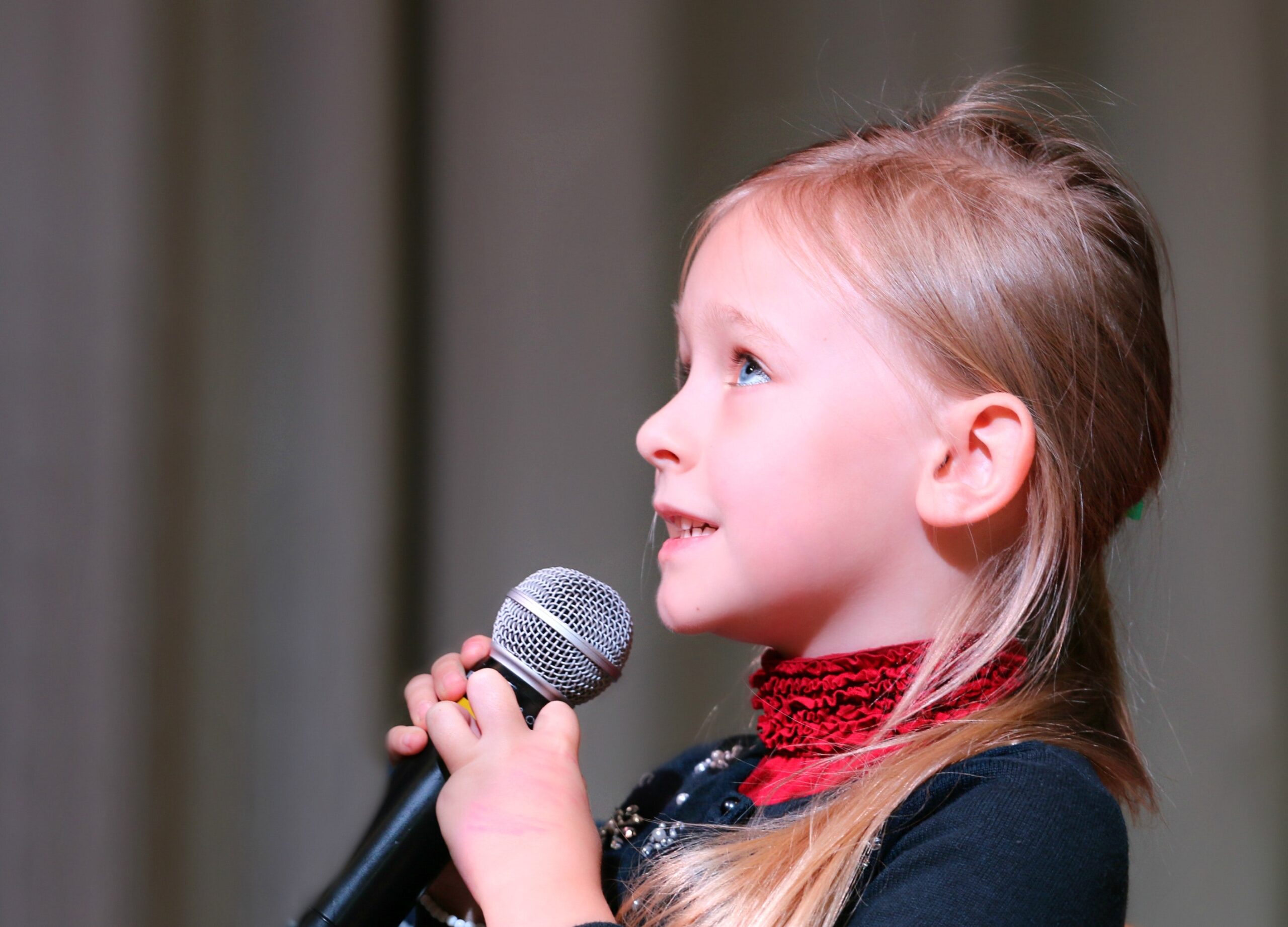 5 Benefits of Acting Classes for Children