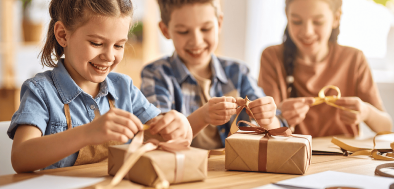 How Children Can Celebrate Friendship and Kindness this Holiday Season